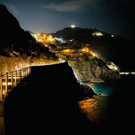 Al Castello Apartment Riomaggiore Exterior photo