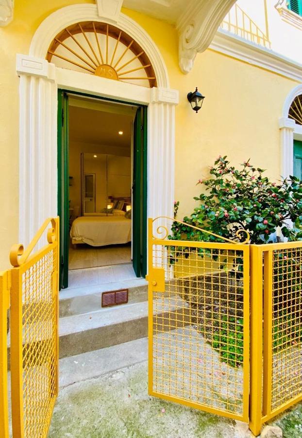 Al Castello Apartment Riomaggiore Exterior photo